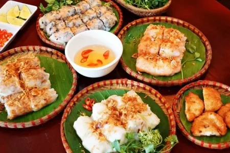 Top 10 local Ha Long foods you need to try at least once